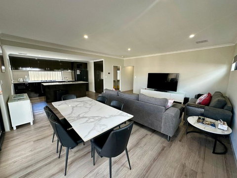 Arlia - Busselton - Accommodation Noosa 4