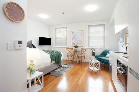 Art Deco Designer Studio In Lewisham - Accommodation Noosa 1