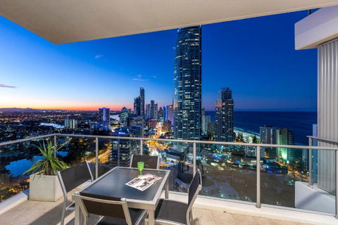 Artique Surfers Paradise - Official - Accommodation Noosa 4
