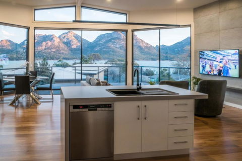 At The Bay - Accommodation Noosa 4