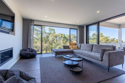 Attunga I Private Properties - Accommodation Noosa 4