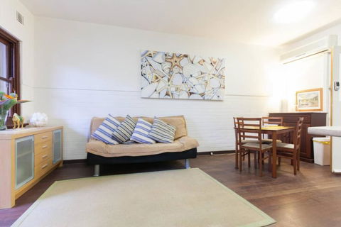 B3 Crawley Apartment 1 BRM & Sleepout Near UWA - Accommodation Noosa 1