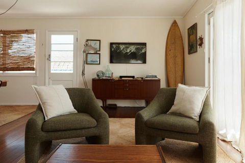 BAY PROPERTIES . The Sailors Upper Deck - Accommodation Noosa 3