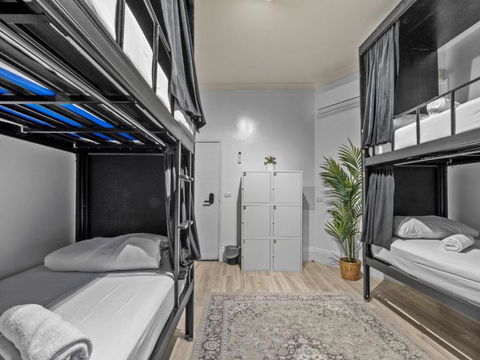 AZZURRO POD HOTEL Darling Harbour- Near ICC - Accommodation Noosa 1