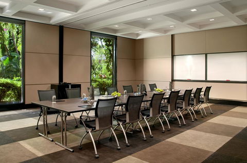 Hilton Cairns - Accommodation Noosa 37