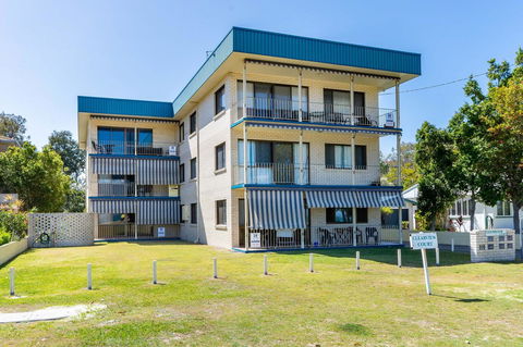 Fantastic Views From This Top Floor Unit! - Accommodation Noosa 1