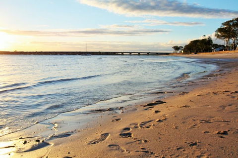 Spacious Unit With Views Of Pumicestone - Wattle Ave, Bongaree - Accommodation Noosa 11