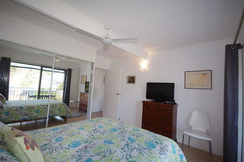 Bird Song - Accommodation Noosa 13