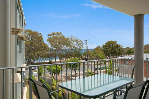 Spectacular Unit Overlooking Pumicestone Passage - Welsby Pde, Bongaree - Accommodation Noosa 16