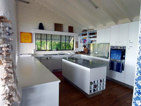 Annie's White House - Accommodation Noosa 12
