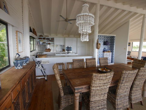 Annie's White House - Accommodation Noosa 5