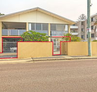 'Mooring One Downstairs' 23 Shoal Bay Rd - Fantastic ground floor duplex with views WIFI and Air Conditioning - Accommodation Noosa
