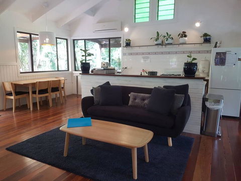 1 Bedroom Home Surrounded By Nature - Accommodation Noosa 1