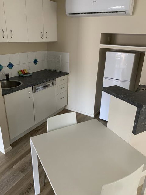 1 Bedroom Unit In 4 Star Tropical Resort In Noosaville - Accommodation Noosa 2