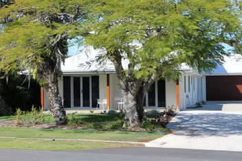 12th Tee BnB with Accommodation Noosa