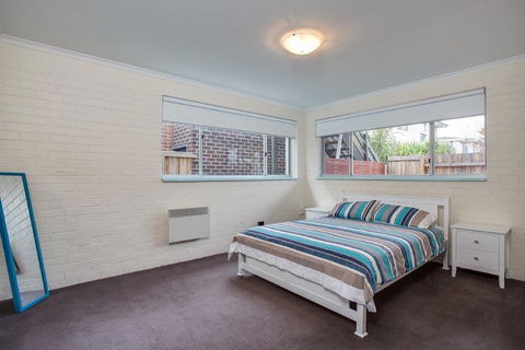 250 Metres To The Beach And Coastal Track. - Accommodation Noosa 2