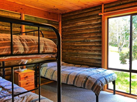 Cabin 2 - Snowy Accommodation - Accommodation Noosa 2