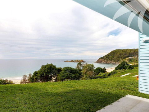 Cair Paravel At Seal Rocks - Accommodation Noosa 1
