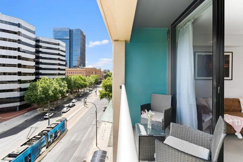 CBD 1BR Apt-104 North Terrace-Walkable CityView - Accommodation Noosa 0