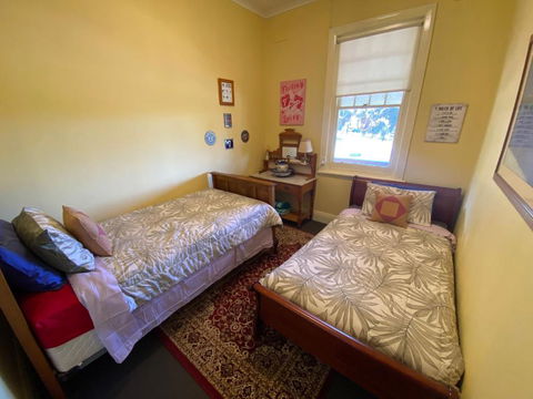 COMMERCIAL HOTEL KANIVA - Accommodation Noosa 1