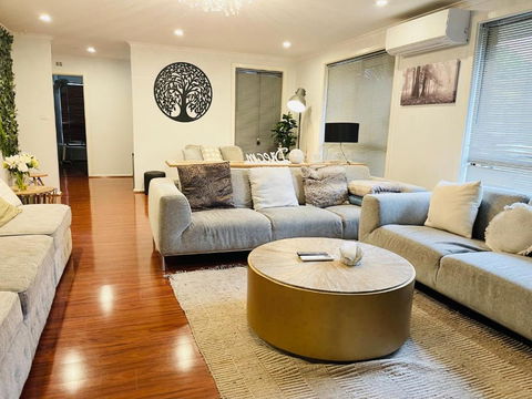 D130 The Link Fantasy Place - Accommodation Noosa 3