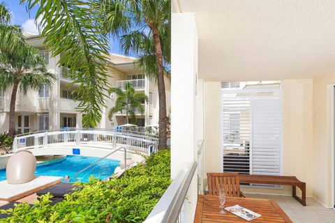 Deluxe 2 Bedroom Hastings Street - Accommodation Noosa 0