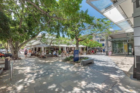 Deluxe 2 Bedroom Hastings Street - Accommodation Noosa 1