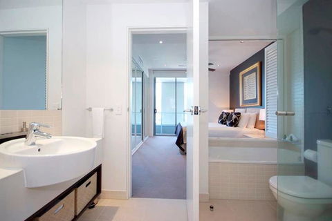 301 Harbour Lights - Accommodation Noosa 1