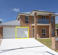 5 Bent Street - huge house with Foxtel  Aircon - Accommodation Noosa
