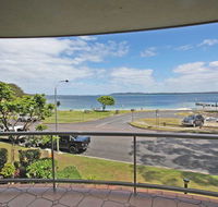 7 'Florentine' 11 Columbia Close - air conditioned unit with fantastic views of Little Beach - Accommodation Noosa