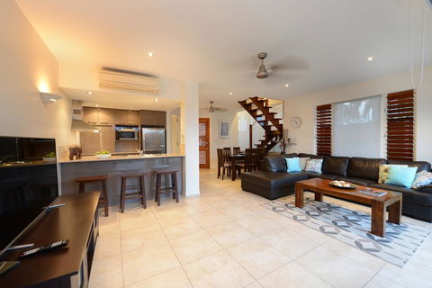 7 Templemoon - Accommodation Noosa 3