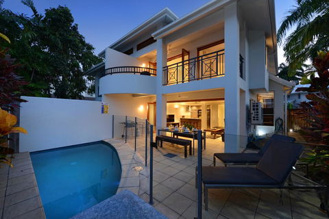7 Templemoon - Accommodation Noosa 0