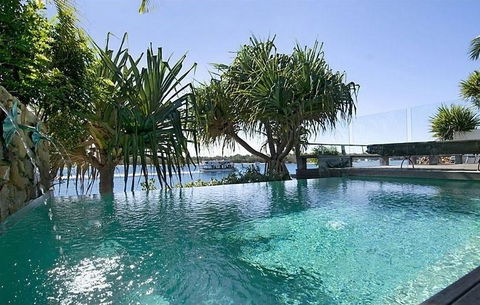78 Noosa Parade - Accommodation Noosa 0