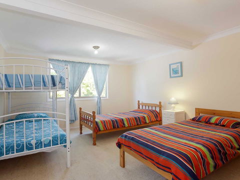 9 Pirralea Parade - Fantastic Family Getaway With Pool And Boat Parking - Accommodation Noosa 3