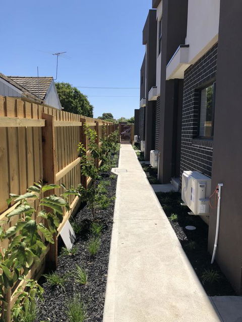 A Brand New Private Townhouse - Accommodation Noosa 3
