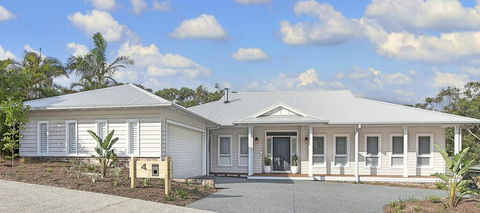 A Home Like Few Others - Accommodation Noosa 0