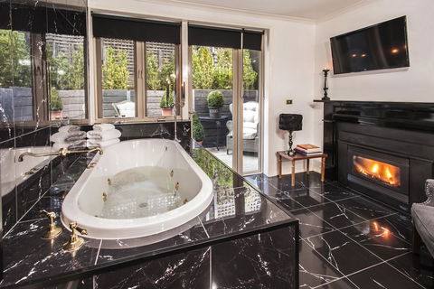 A Loft In The Mill Boutique Accommodation - Accommodation Noosa 1