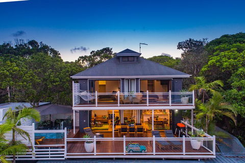 A PERFECT STAY - The Palms At Byron - Views Over Wategos Beach - Accommodation Noosa 1