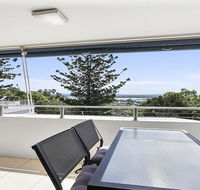 A Stylish Apartment with Noosa Views - Unit 6 Yaringa 29 Noosa Drive - Accommodation Noosa