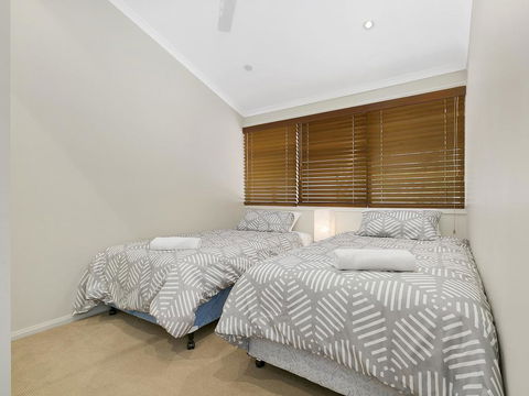 A Superb Location For Enjoying The Best Of Noosa - Unit 2/69 Noosa Parade - Accommodation Noosa 1