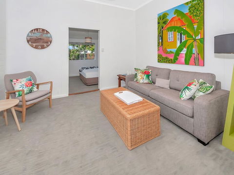 A Touch Of The Bahamas On McKenzie MK3 - Accommodation Noosa 0
