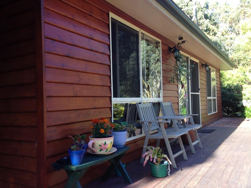 Acacia Hills TAS Accommodation Noosa