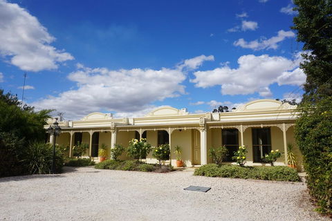 Acacia Terraces - Accommodation Noosa 0
