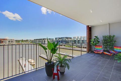 Accommodate Canberra - The Pier - Accommodation Noosa 1