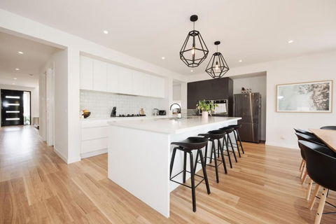 EDEN Spacious Torquay Family Escape - Accommodation Noosa 4