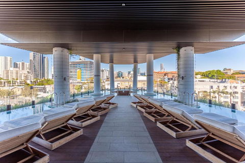 FV By Serain Residences - Accommodation Noosa 2