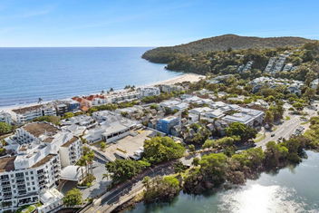 Hastings Villas with Accommodation Noosa