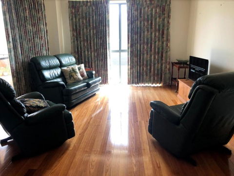 Ground Level 2BR 2BA Apartment W Courtyard - Accommodation Noosa 0