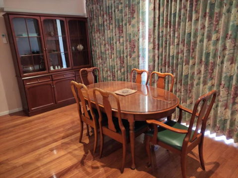 Ground Level 2BR 2BA Apartment W Courtyard - Accommodation Noosa 4