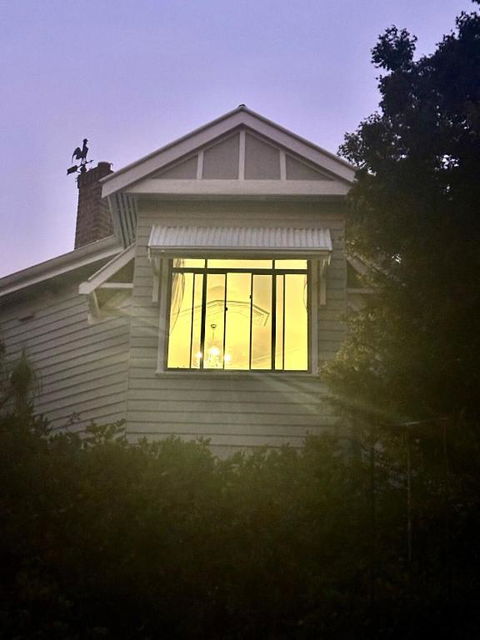 Hilltop Cottage - Accommodation Noosa 3